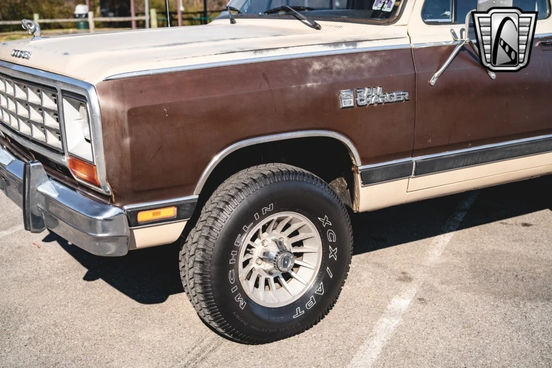 1983 Dodge Ramcharger - Image 14 of 21