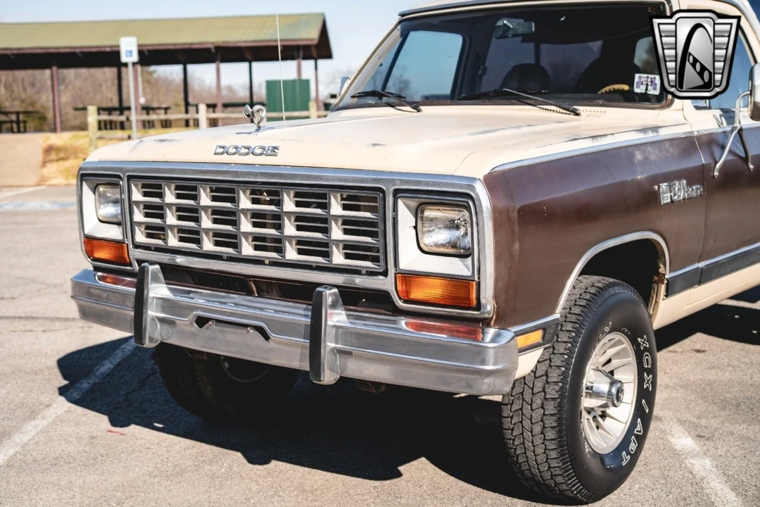 1983 Dodge Ramcharger - Image 12 of 21