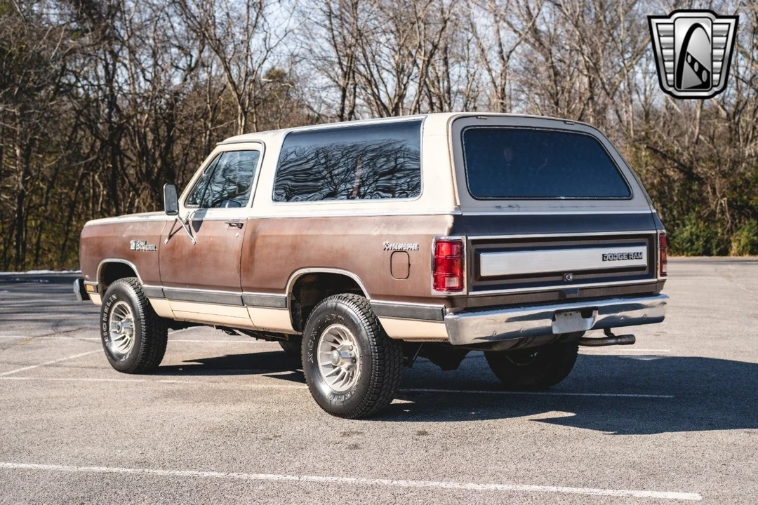 1983 Dodge Ramcharger - Image 5 of 21