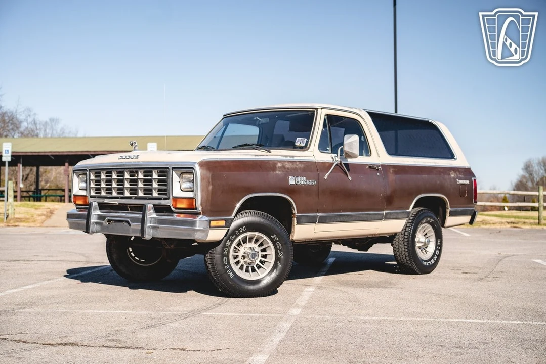 1983 Dodge Ramcharger - Image 3 of 12