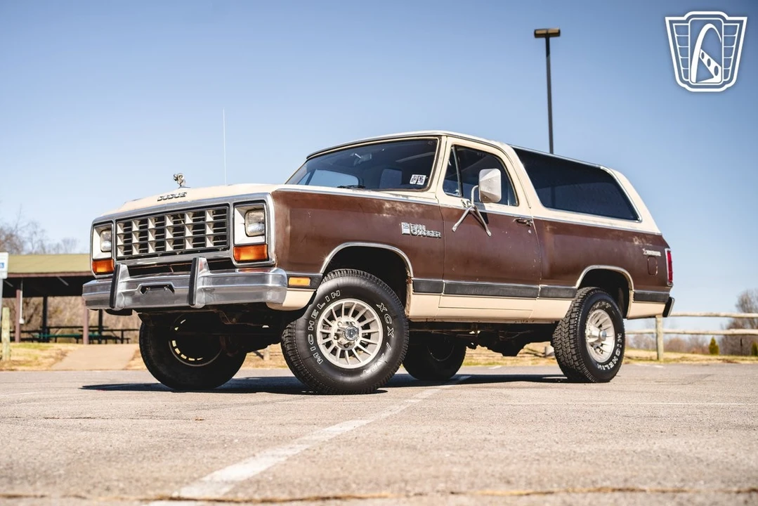 1983 Dodge Ramcharger - Image 6 of 12