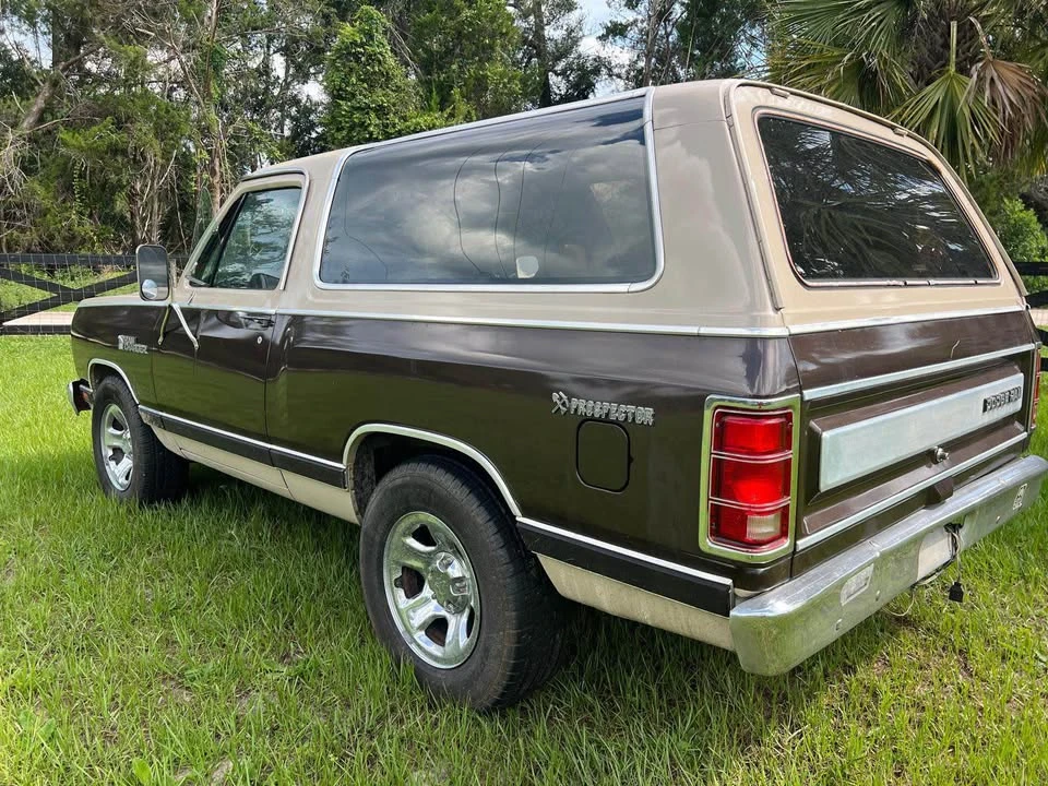 1983 Dodge Charger 5th Gen - Image 4 of 7