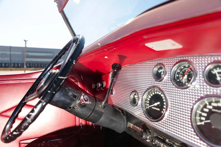 1983 Duesenberg - Image 31 of 31