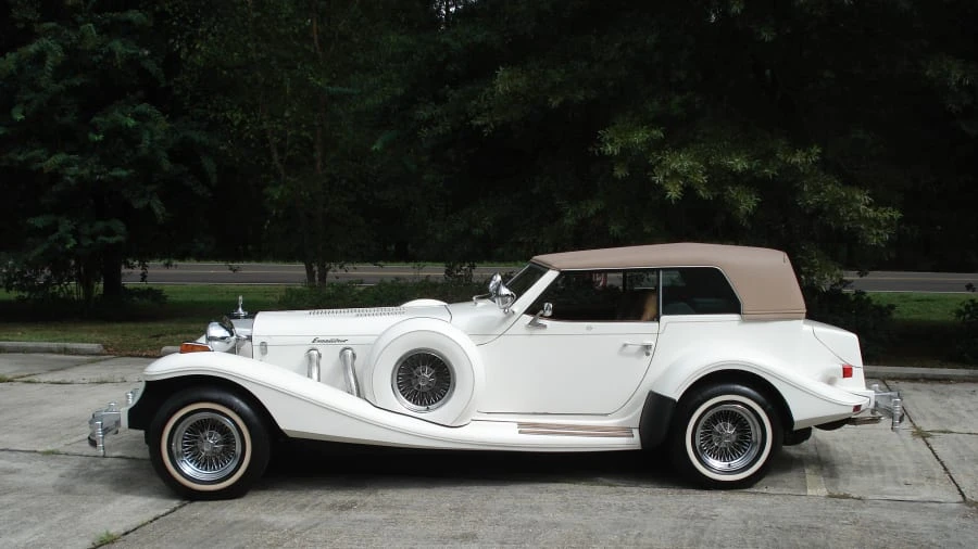1983 Excalibur - Image 2 of 3