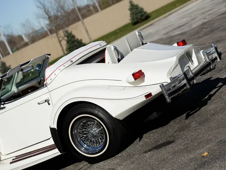 1983 Excalibur - Image 30 of 31