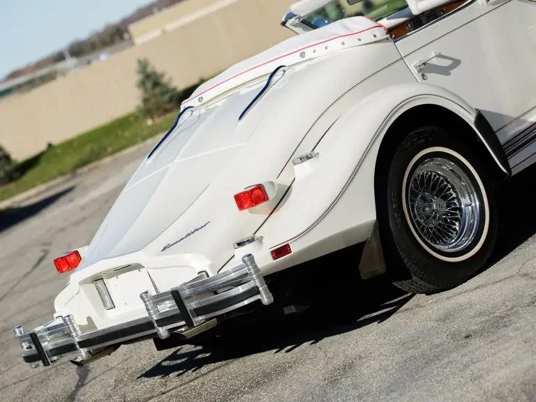 1983 Excalibur - Image 21 of 31