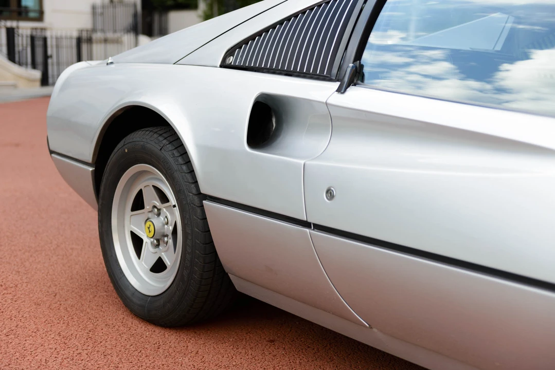 1983 Ferrari 308 GTS QV - Image 28 of 31