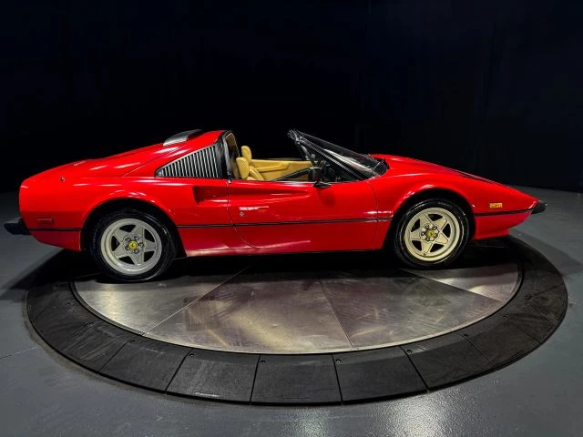 1983 Ferrari 308 GTS - Image 2 of 21