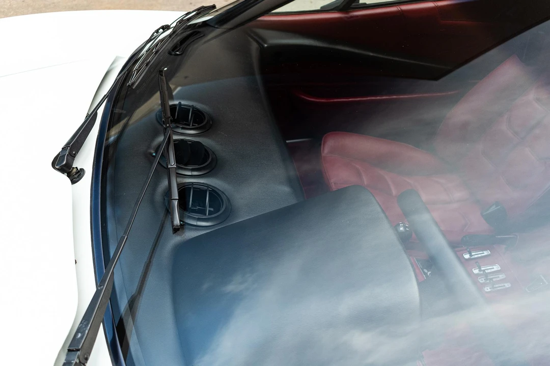 1983 Ferrari 308 GTB QV - Image 26 of 31