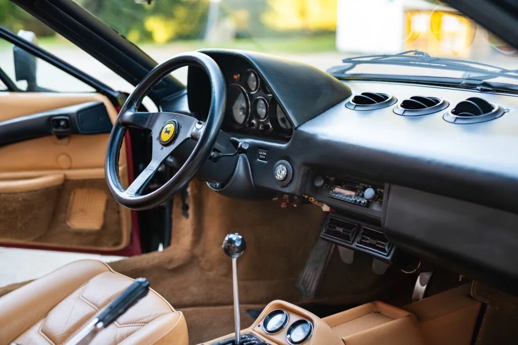 1983 Ferrari 308 GTS QV - Image 26 of 31