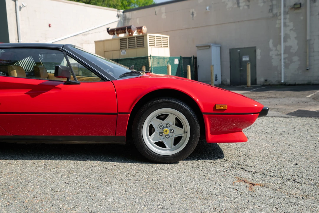 1983 Ferrari 308 GTS QV - Image 26 of 31