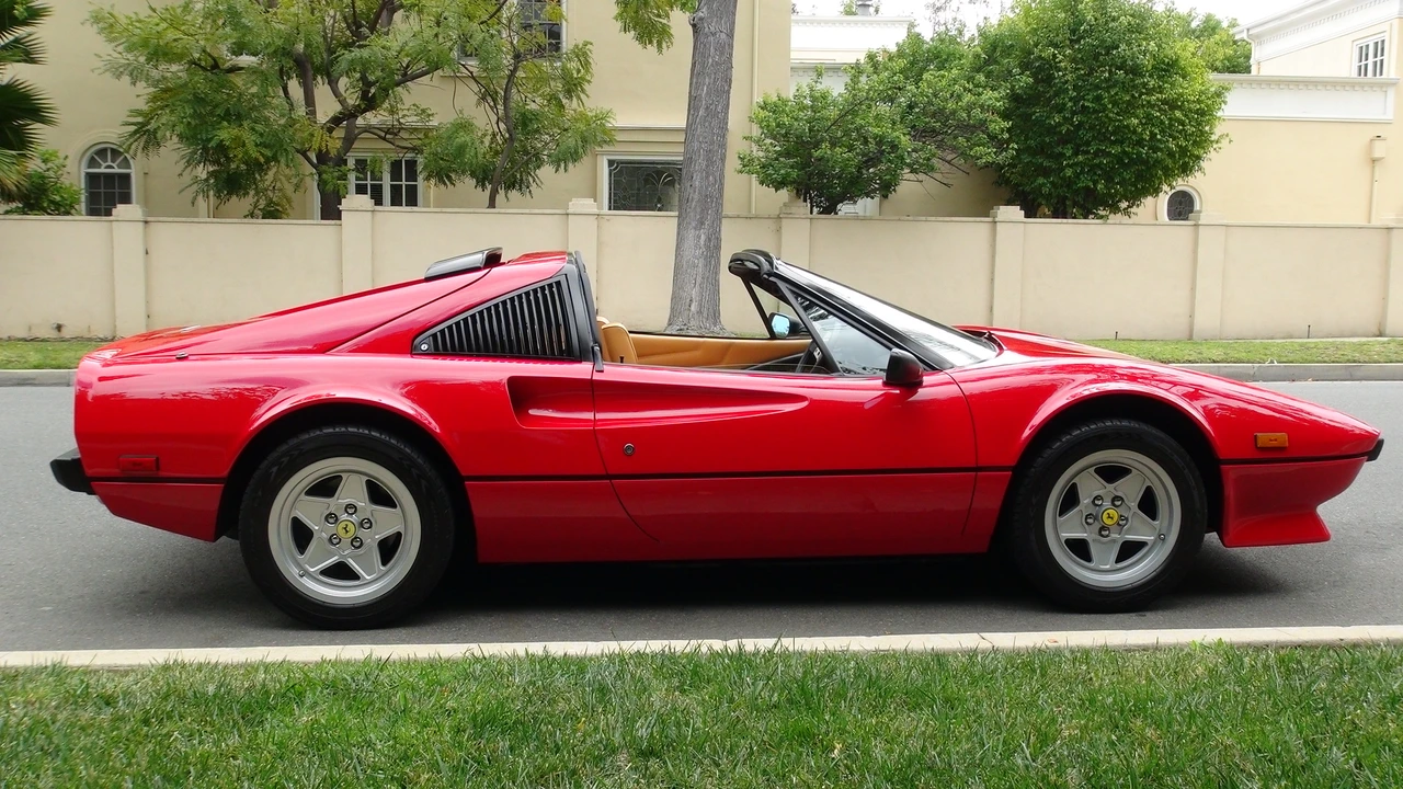 1983 Ferrari 308 GTS QV - Image 10 of 31