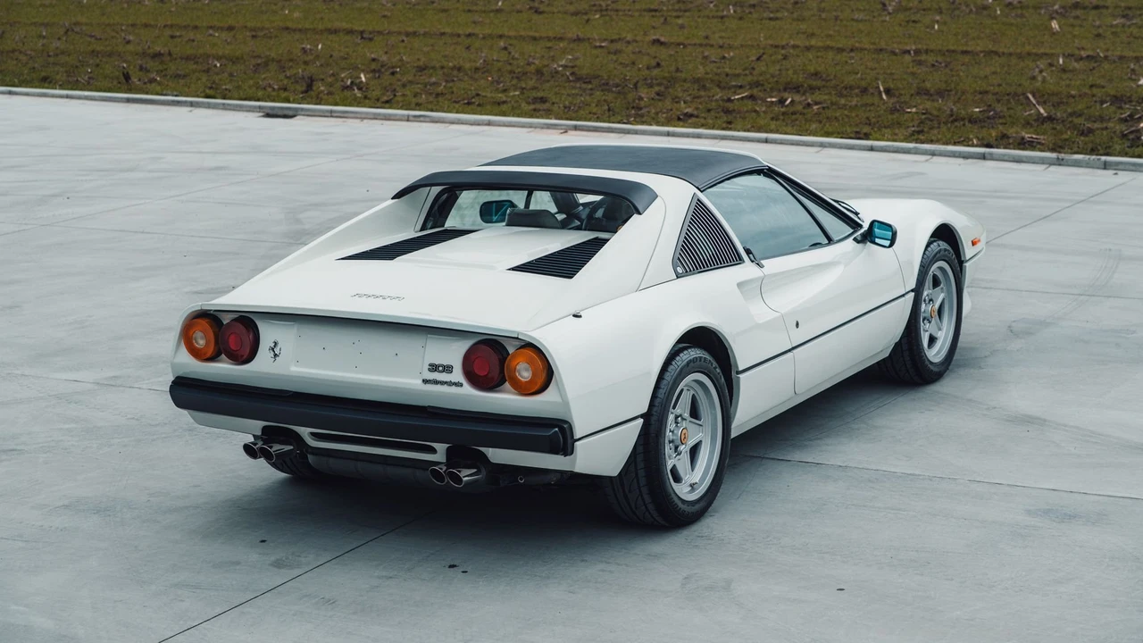 1983 Ferrari 308 GTS QV - Image 23 of 31
