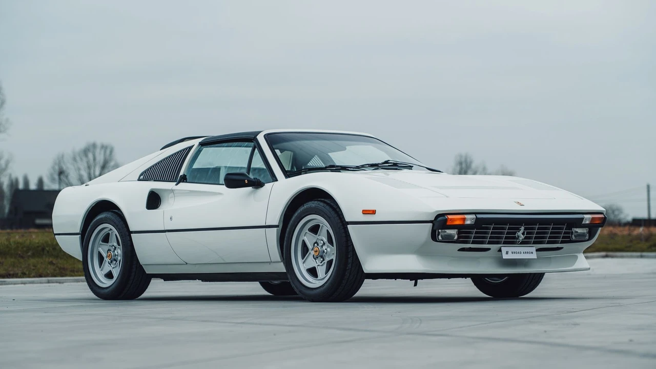 1983 Ferrari 308 GTS QV - Image 19 of 31