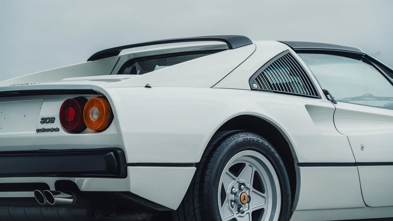 1983 Ferrari 308 GTS QV - Image 24 of 31