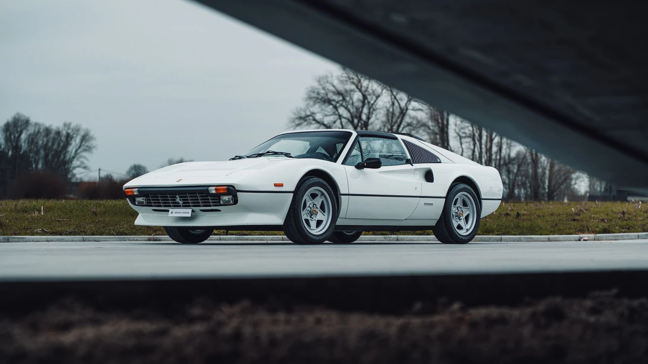 1983 Ferrari 308 GTS QV - Image 10 of 31