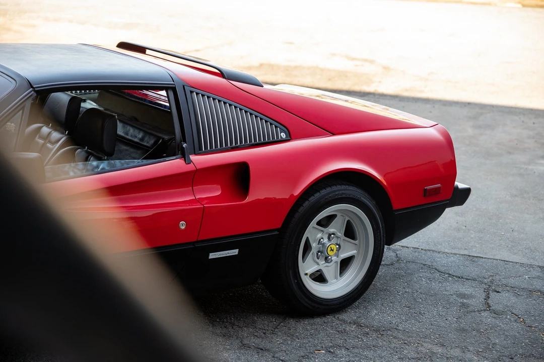 1983 Ferrari 308 GTS QV - Image 9 of 31