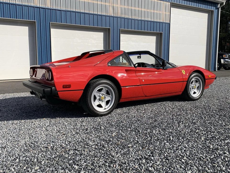 1983 Ferrari 308 GTS QV - Image 29 of 31