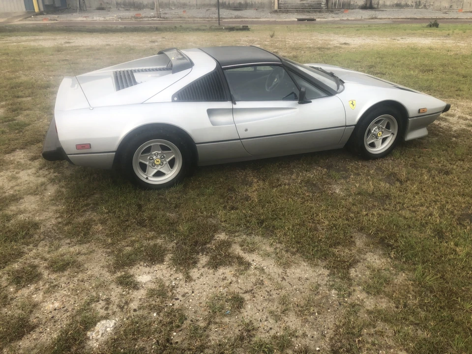 1983 Ferrari 308 GTS QV - Image 10 of 31