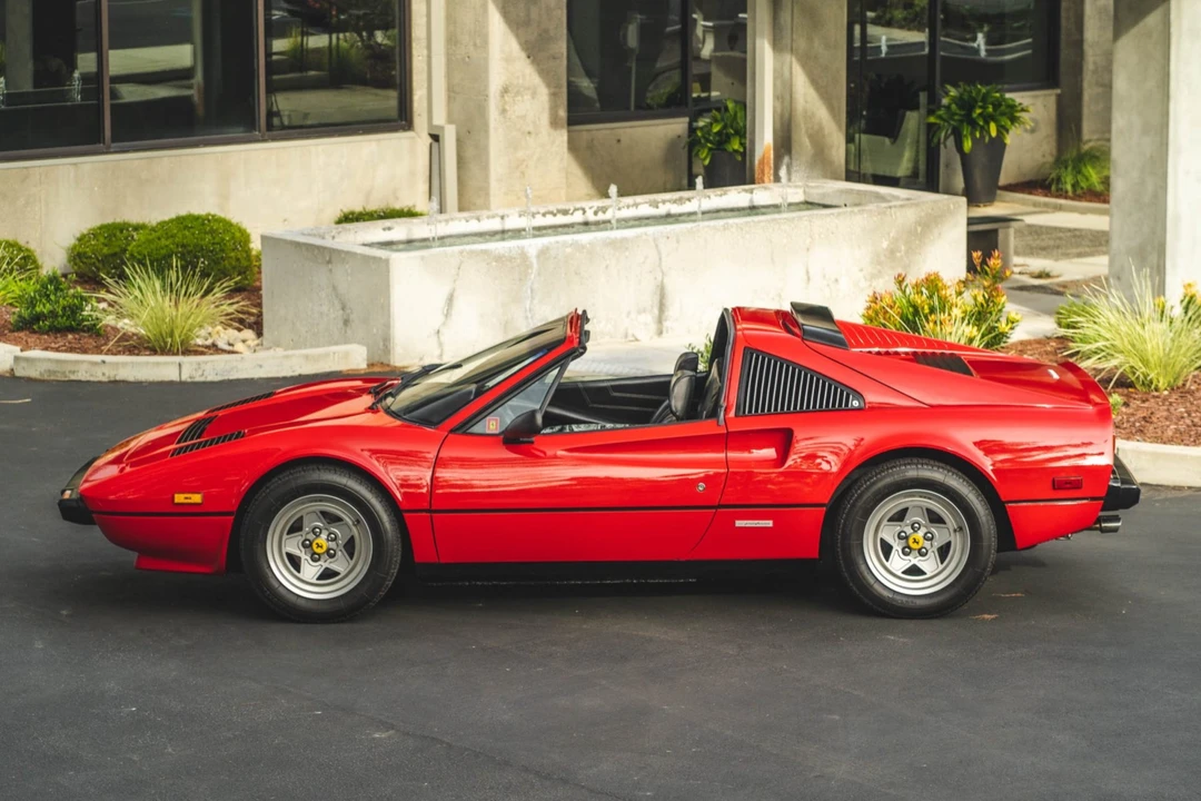 1983 Ferrari 308 GTS QV - Image 10 of 31