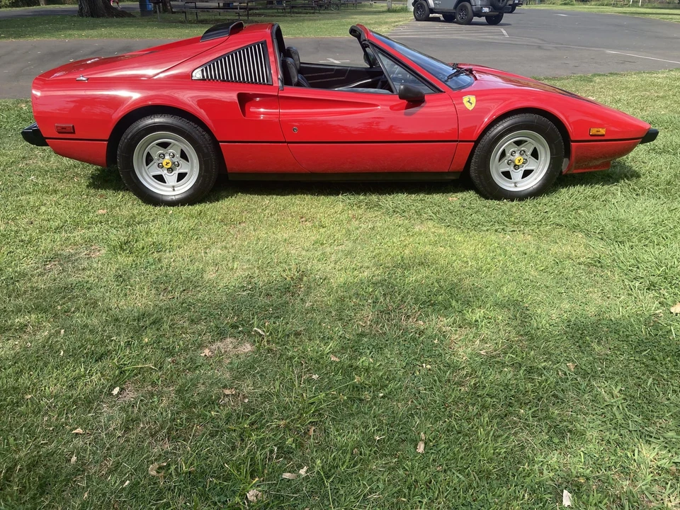 1983 Ferrari 308 GTS QV - Image 10 of 31