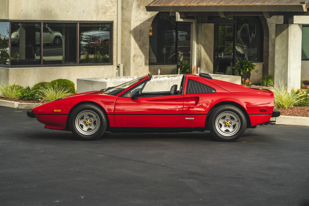 1983 Ferrari 308 GTS QV - Image 11 of 31