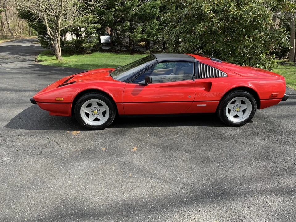 1983 Ferrari 308 GTS QV - Image 7 of 31