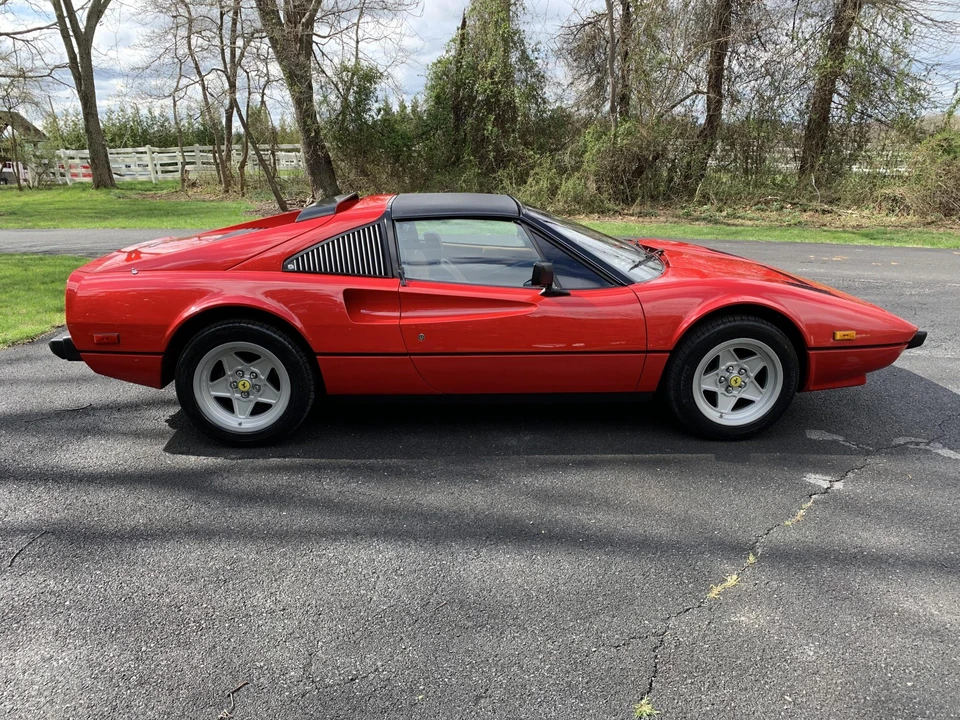 1983 Ferrari 308 GTS QV - Image 14 of 31
