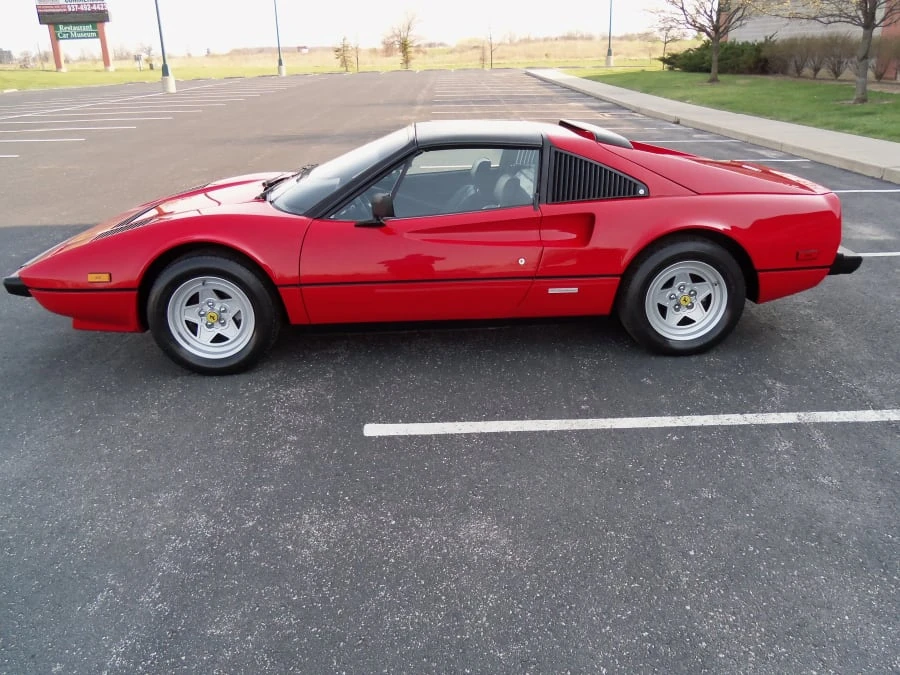 1983 Ferrari 308 GTS - Image 2 of 8