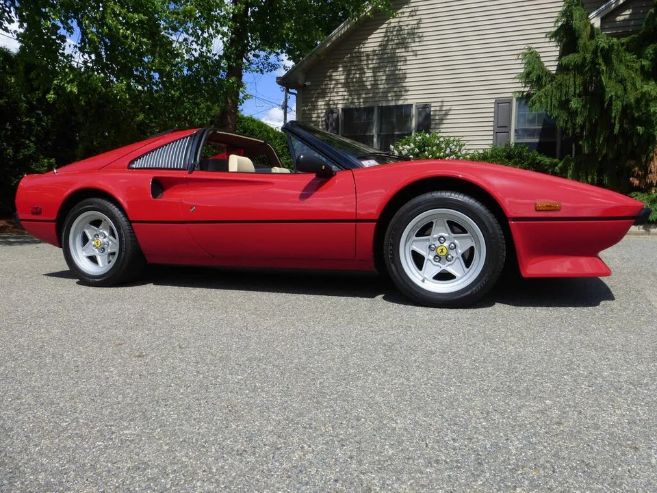 1983 Ferrari 308 GTS QV - Image 13 of 31