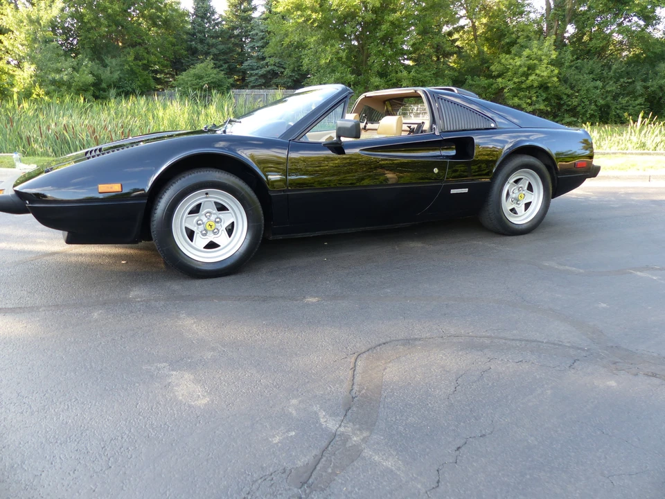 1983 Ferrari 308 GTS QV - Image 3 of 31