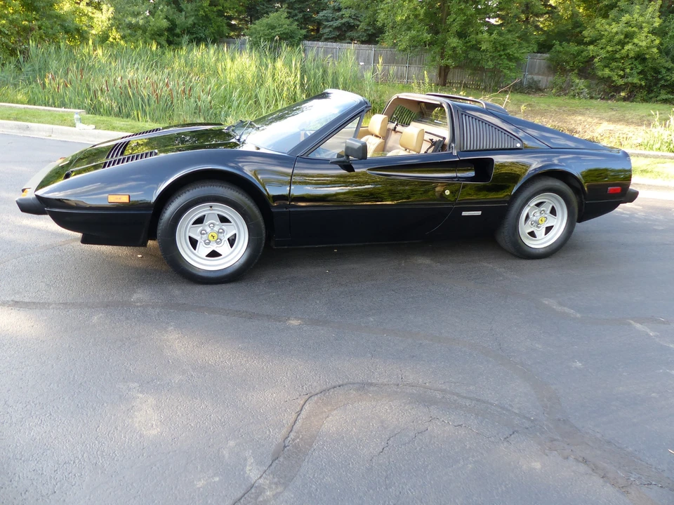 1983 Ferrari 308 GTS QV - Image 2 of 31