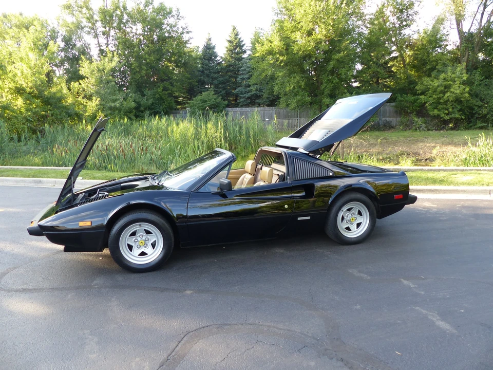 1983 Ferrari 308 GTS QV - Image 12 of 31