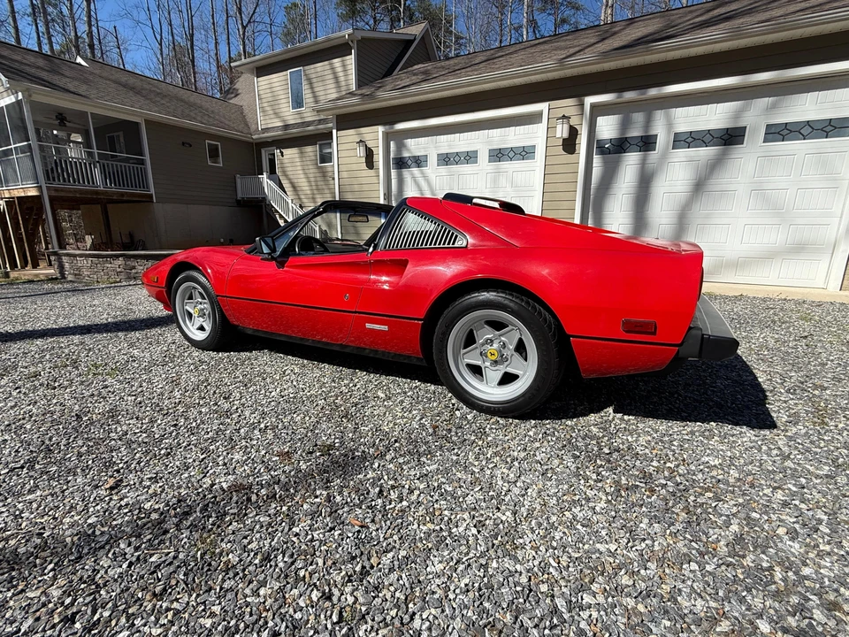 1983 Ferrari 308 GTS QV - Image 15 of 31