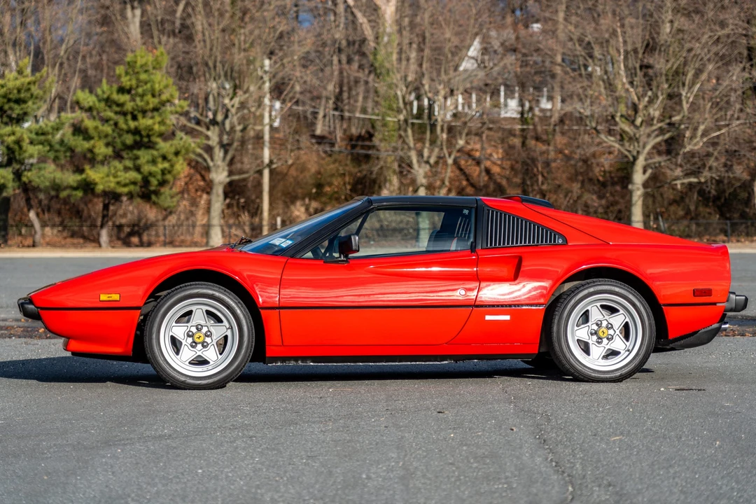 1983 Ferrari 308 GTS QV - Image 20 of 31