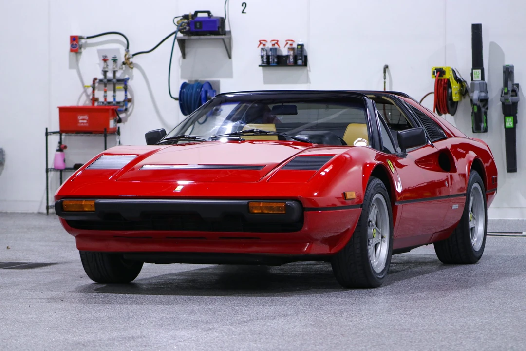 1983 Ferrari 308 GTS QV - Image 25 of 31