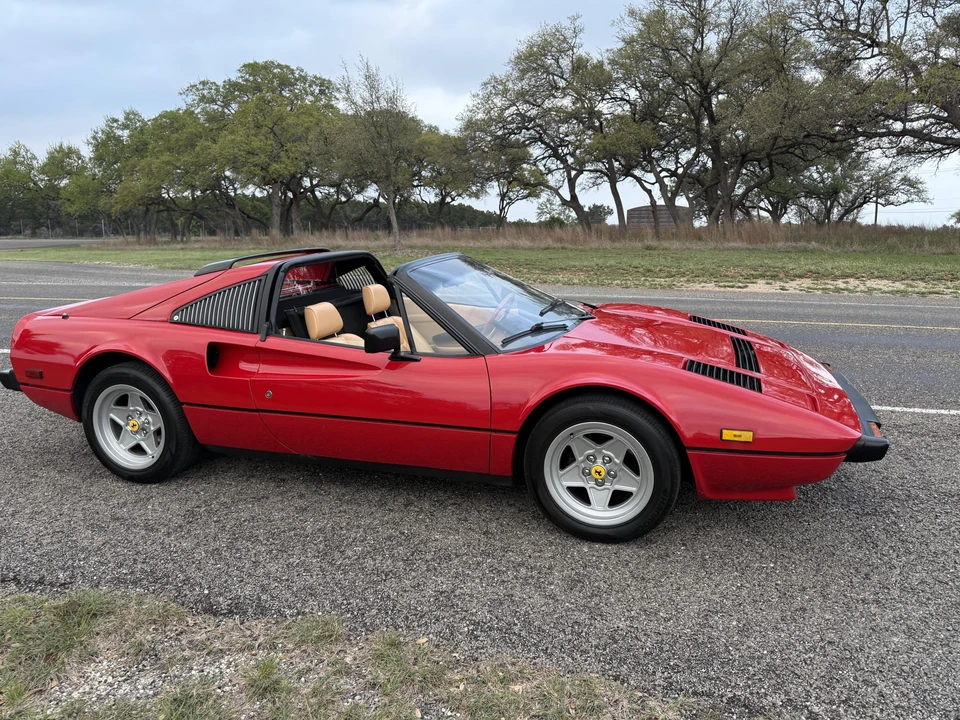 1983 Ferrari 308 GTS QV - Image 18 of 31
