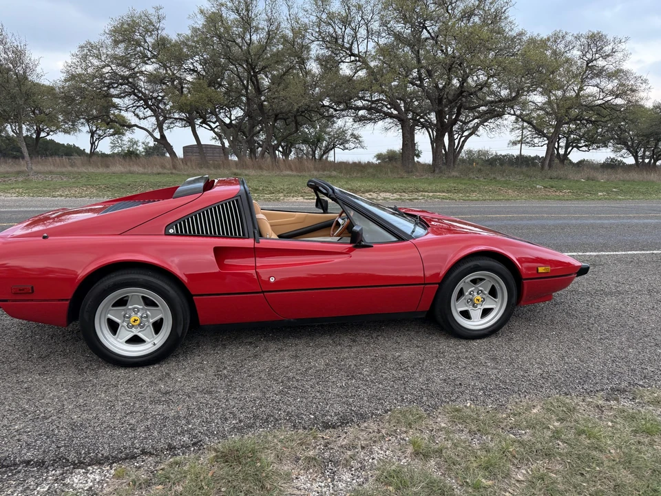 1983 Ferrari 308 GTS QV - Image 20 of 31