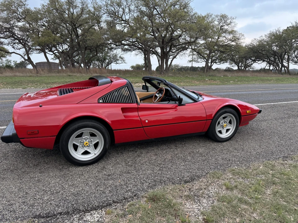 1983 Ferrari 308 GTS QV - Image 21 of 31