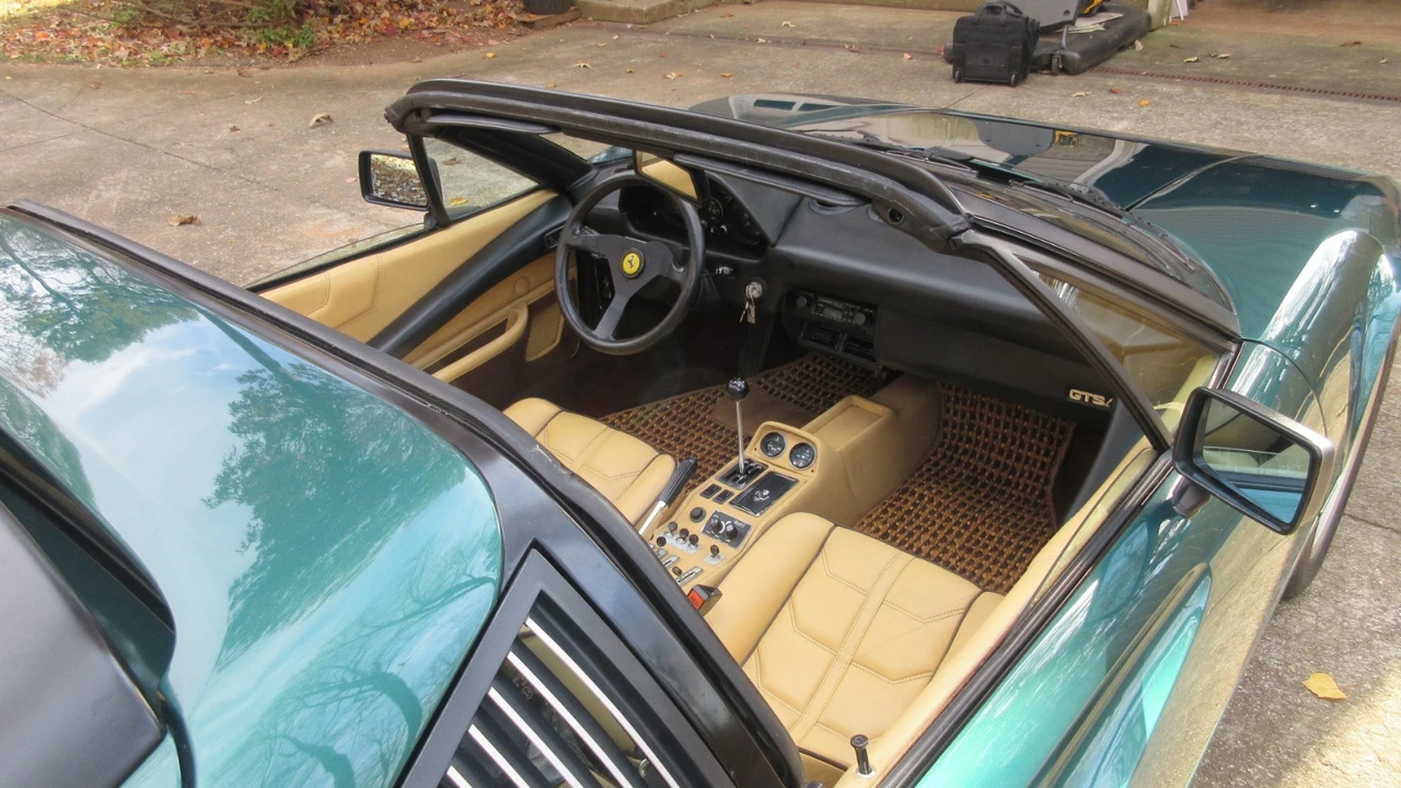 1983 Ferrari 308 GTS QV - Image 10 of 21