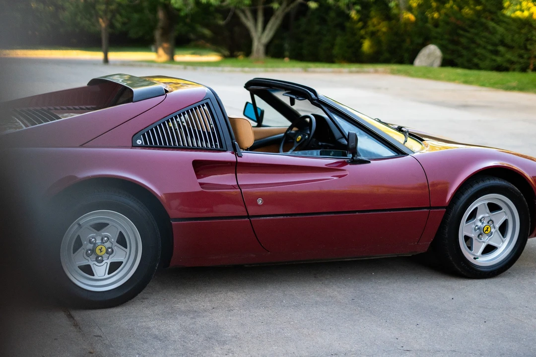 1983 Ferrari 308 GTS QV - Image 24 of 31