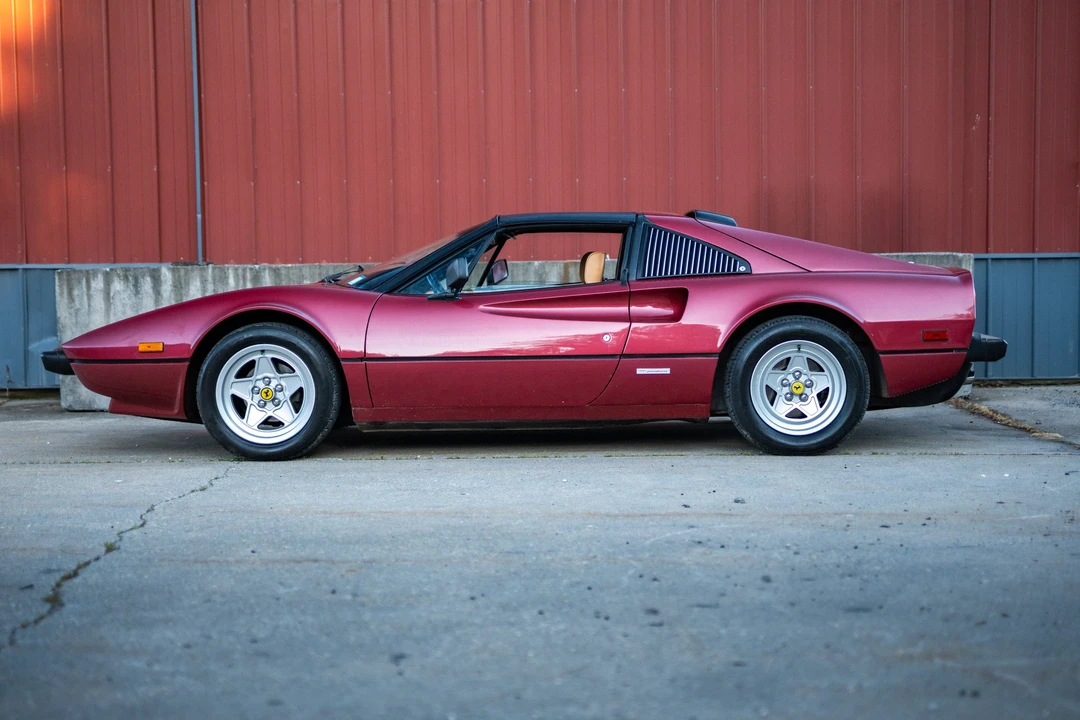 1983 Ferrari 308 GTS QV - Image 25 of 31