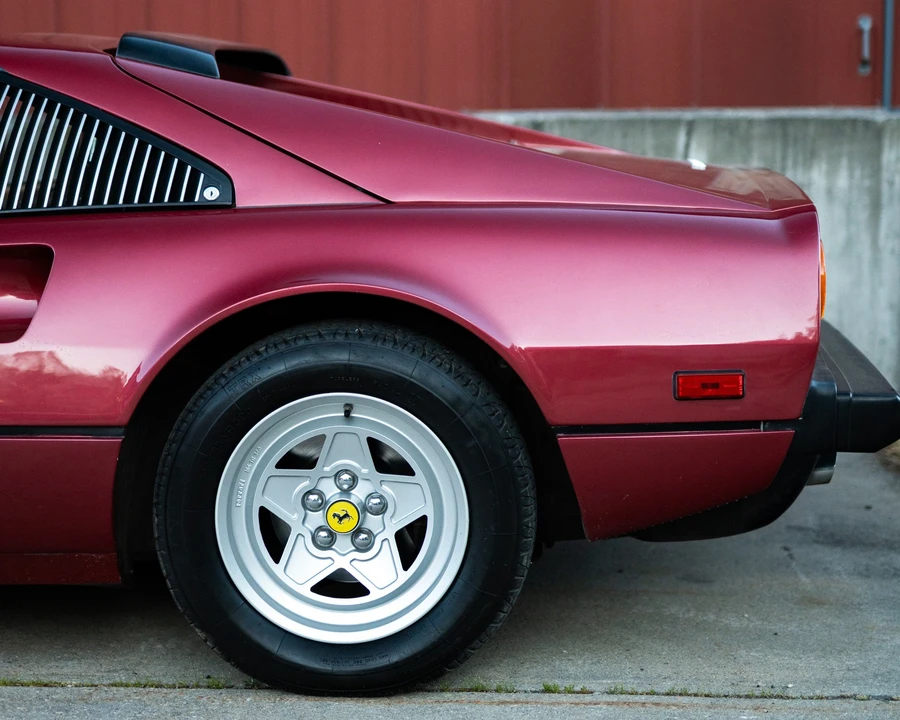 1983 Ferrari 308 GTS QV - Image 27 of 31
