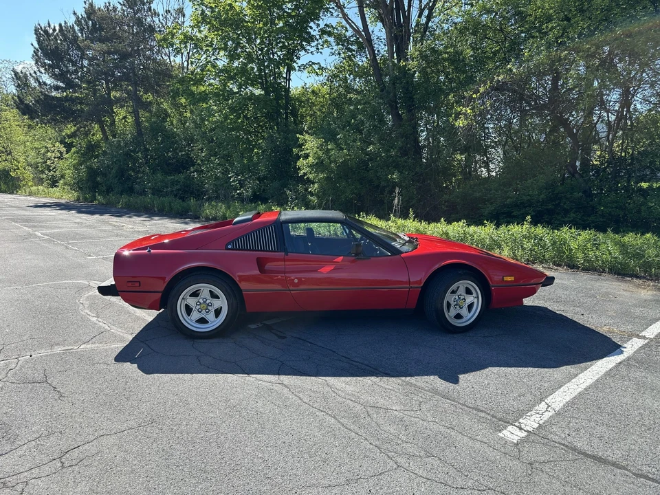 1983 Ferrari 308 GTS QV - Image 25 of 31