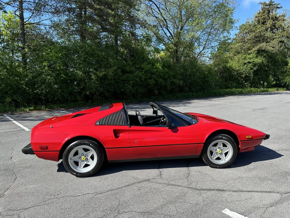 1983 Ferrari 308 GTS QV - Image 26 of 31