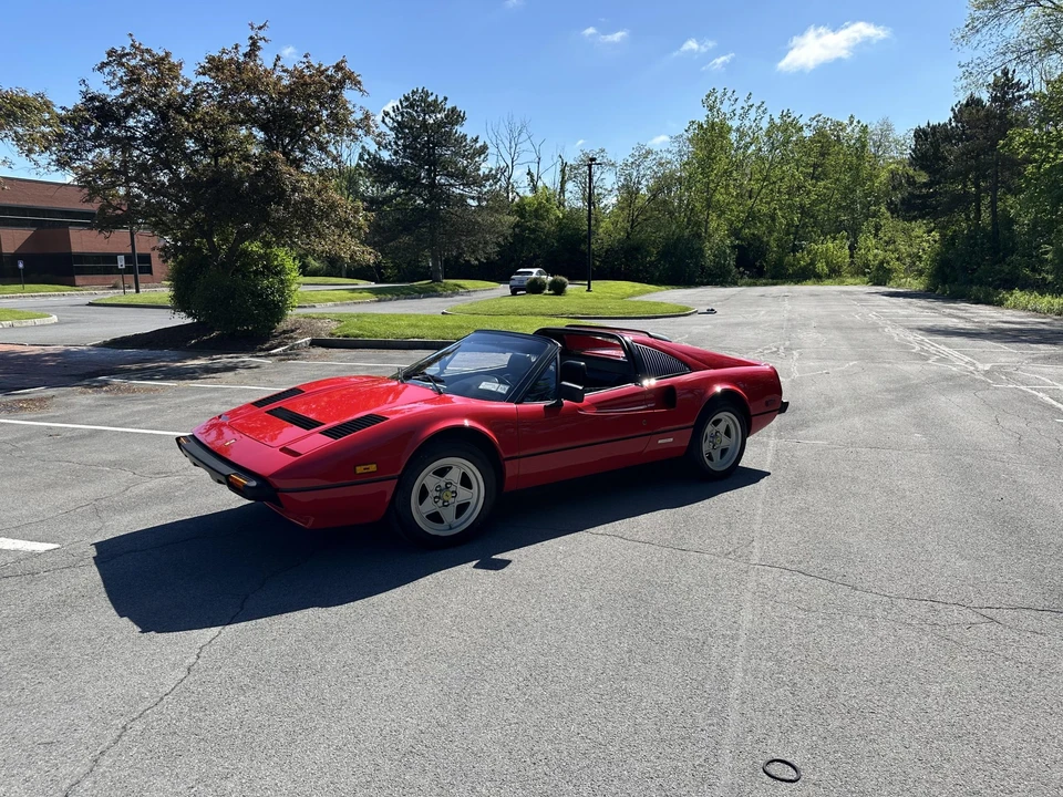 1983 Ferrari 308 GTS QV - Image 2 of 31