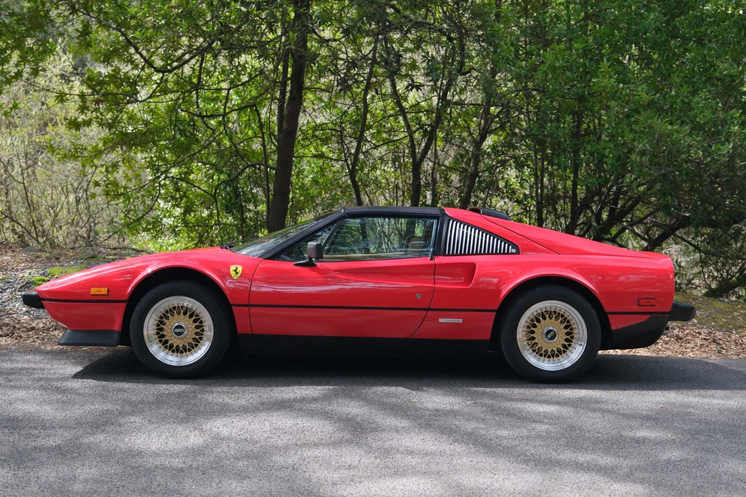 1983 Ferrari 308 GTS QV - Image 9 of 31