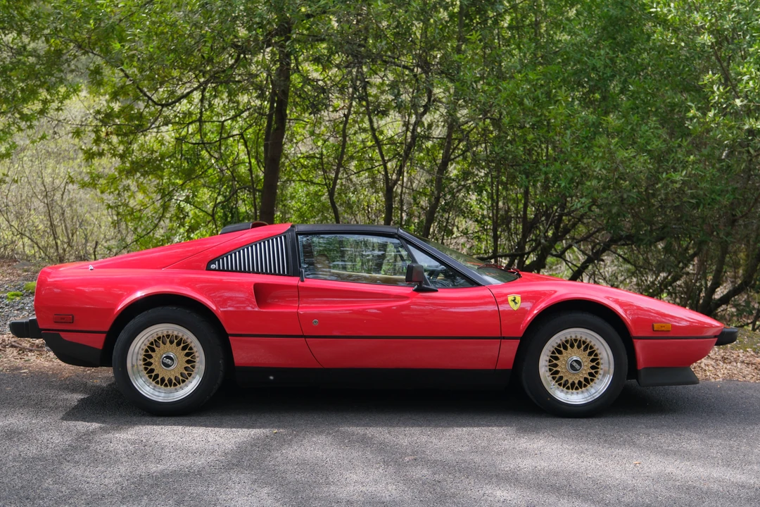 1983 Ferrari 308 GTS QV - Image 10 of 31