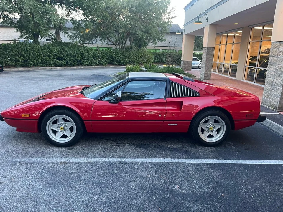 1983 Ferrari 308 - Image 25 of 31