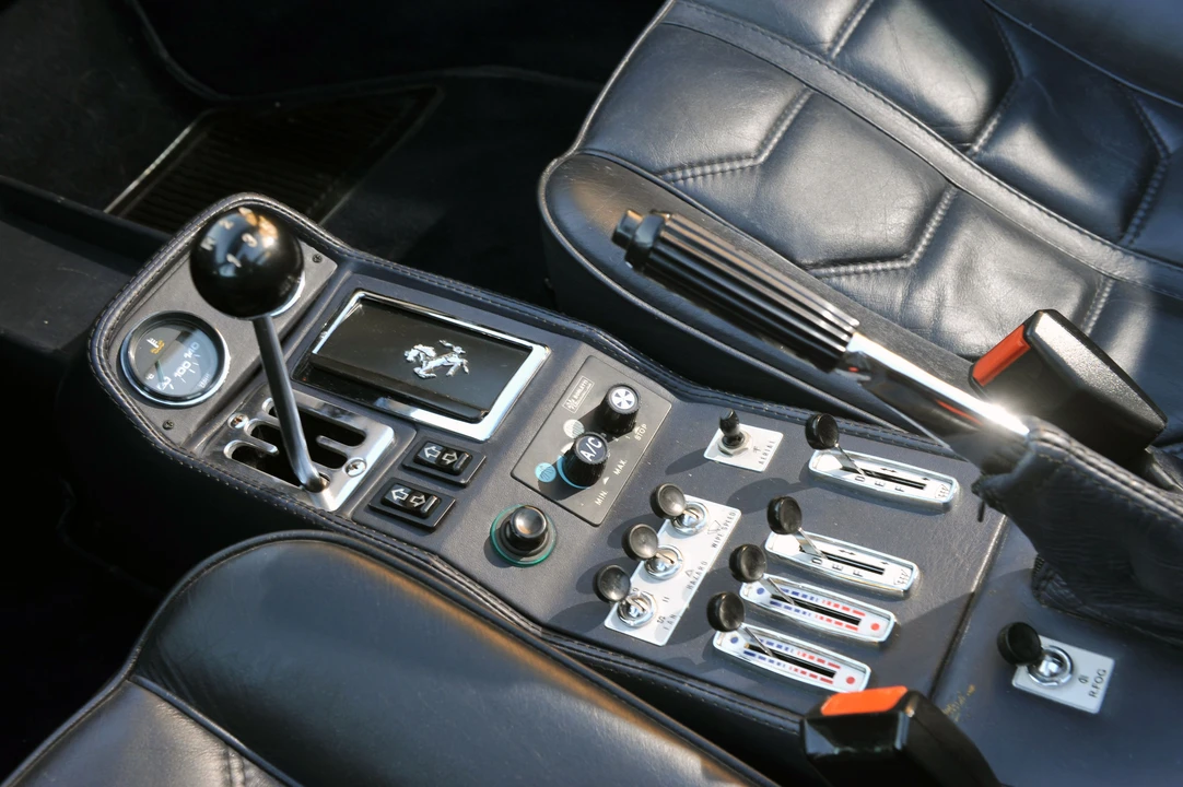 1983 Ferrari 308 GTS QV - Image 8 of 24